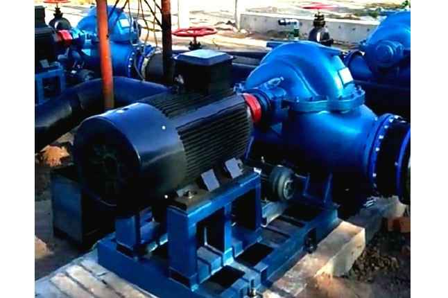 呼和浩特童杰健康产品研究有限公司3台500mm口径双吸泵沈阳康平卧龙湖正在安装